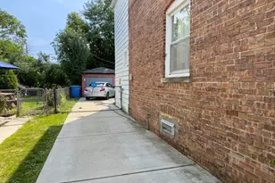 3725 N Pacific Ave, Chicago, IL 60634 - Photo 2