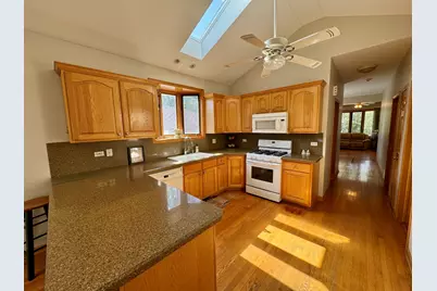 3541 N Pontiac Avenue, Chicago, IL 60634 - Photo 6