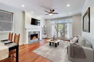 1219 W Foster Ave, Chicago, IL 60640 - Photo 2
