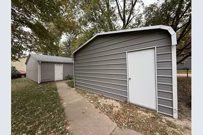 1 E Main Street, Amboy, IL 61310 - Photo 10