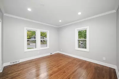 226 N Wilmette Avenue, Westmont, IL 60559 - Photo 8