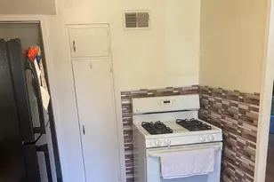 97 Norwood Blvd, Park Forest, IL 60466 - Photo 2