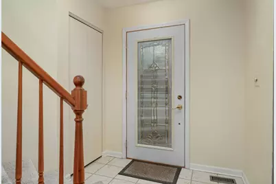 111 Midway Lane, Vernon Hills, IL 60061 - Photo 4