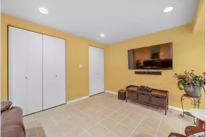 111 Midway Lane, Vernon Hills, IL 60061 - Photo 26