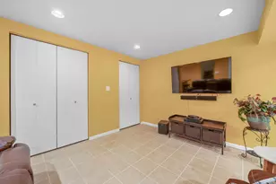 111 Midway Ln, Vernon Hills, IL 60061 - Photo 26