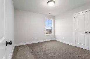 706 Wheatley Dr, Mahomet, IL 61853 - Photo 24