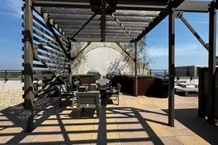 1323 W Morse Ave, Chicago, IL 60626 - Photo 18