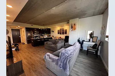 1323 W Morse Avenue #609, Chicago, IL 60626 - Photo 8