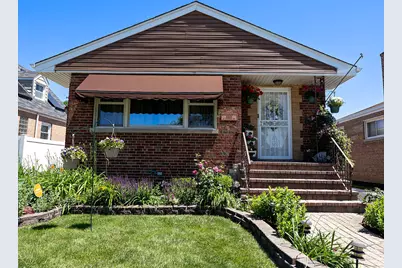 8805 S California Avenue, Evergreen Park, IL 60805 - Photo 1