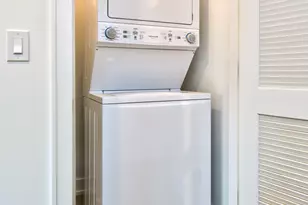 9396 Landings Ln, Des Plaines, IL 60016 - Photo 28