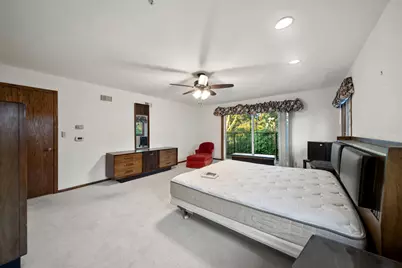 408 Lavergne Avenue, Wilmette, IL 60091 - Photo 32