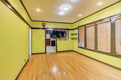 8008 S Loomis Boulevard, Chicago, IL 60620 - Photo 20