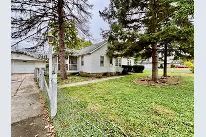 8331 W 102nd Place, Palos Hills, IL 60465 - Photo 1
