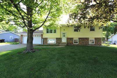 104 S Parkside Road, Normal, IL 61761 - Photo 1
