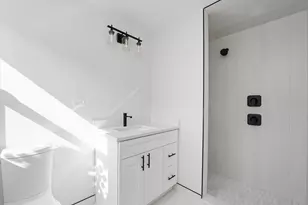 5809 Huron St, Berkeley, IL 60163 - Photo 12