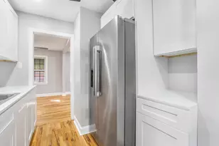 6411 S Leclaire Ave, Chicago, IL 60638 - Photo 8