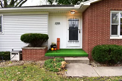 1500 Manhattan Drive, Streator, IL 61364 - Photo 2