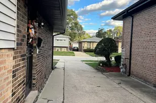 14428 Dante Ave, Dolton, IL 60419 - Photo 4