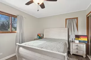 240 Miami St, Park Forest, IL 60466 - Photo 6