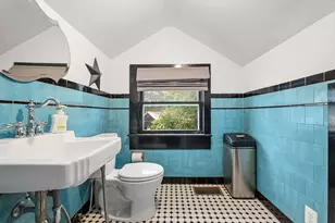 701 E 7th St, Lockport, IL 60441 - Photo 20