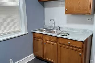 8036 S Green St, Chicago, IL 60620 - Photo 6