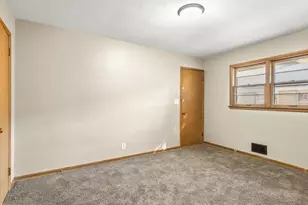820 Cottage Grove Ave, Rockford, IL 61103 - Photo 20