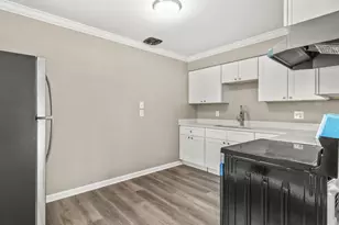 820 Cottage Grove Ave, Rockford, IL 61103 - Photo 32