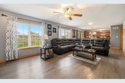 257 Pine Street, Beecher, IL 60401 - Photo 4