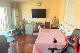 2728 W 39th Pl, Chicago, IL 60632 - Photo 6