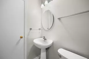 5230 S University Ave, Chicago, IL 60615 - Photo 8