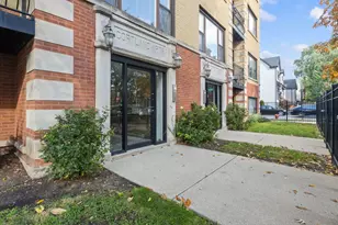 2704 W Cortland St, Chicago, IL 60647 - Photo 4