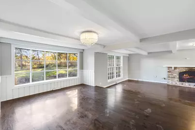 210 Oak Lane, Winthrop Harbor, IL 60096 - Photo 6