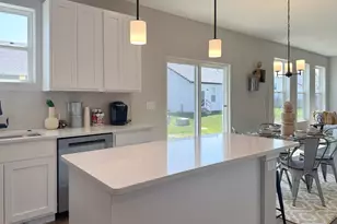 20 W Sandalwood Ave, Cortland, IL 60112 - Photo 12