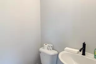 20 W Sandalwood Ave, Cortland, IL 60112 - Photo 18