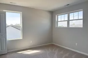 20 W Sandalwood Ave, Cortland, IL 60112 - Photo 24