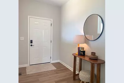 20 W Sandalwood Avenue, Cortland, IL 60112 - Photo 2