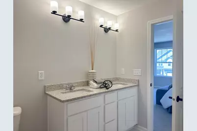 20 W Sandalwood Avenue, Cortland, IL 60112 - Photo 30