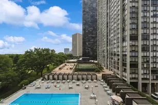 5455 N Sheridan Rd, Chicago, IL 60640 - Photo 20