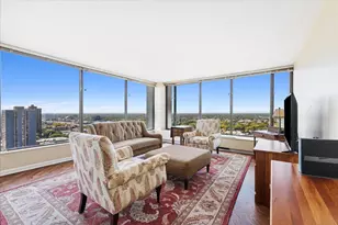 5455 N Sheridan Rd, Chicago, IL 60640 - Photo 4