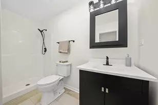 171 Lake Shore Dr, Carpentersville, IL 60110 - Photo 14