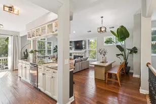 315 Hill St, Wauconda, IL 60084 - Photo 4