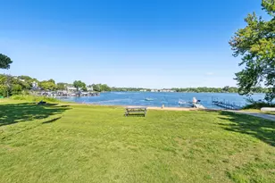 315 Hill St, Wauconda, IL 60084 - Photo 22