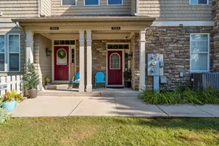 315 Hill St, Wauconda, IL 60084 - Photo 2