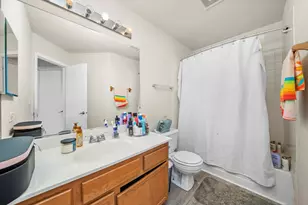 2950 Shelly Ln, Aurora, IL 60504 - Photo 10