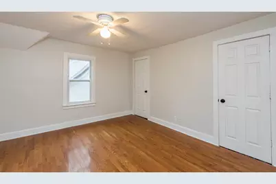 3020 Ezekiel Avenue, Zion, IL 60099 - Photo 10