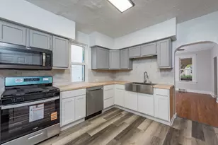 3020 Ezekiel Ave, Zion, IL 60099 - Photo 4