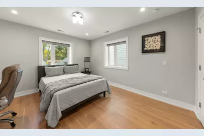 1126 Pitner Avenue, Evanston, IL 60202 - Photo 30