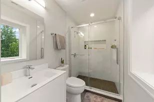 1126 Pitner Ave, Evanston, IL 60202 - Photo 26