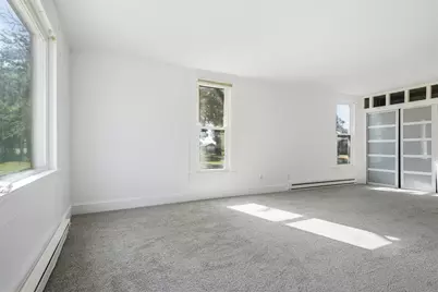 305 S Perry Street, Carlock, IL 61725 - Photo 10