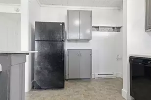 305 S Perry St, Carlock, IL 61725 - Photo 8